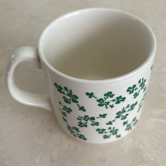 Carrigaline Pottery Ireland Shamrock Mug Irish Green Green Clovers Handmade - Picture 5 of 11